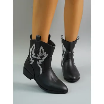 Ковбойские белые ботильоны для женщин 2023 Модные ковбойские ботинки в западном стиле с вышивкой, повседневная обувь с острым носком