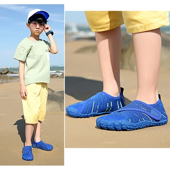 Водонепроницаемая обувь для мальчиков и девочек, легкая болотная обувь, спортивные кроссовки для занятий аквааэробикой, дышащие носки для плавания босиком на пляже и в бассейне